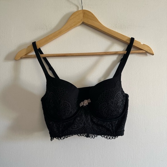 Victoria’s Secret Black Body by Victoria Lined Demi Lace Overlay Bra size 34C - Picture 2 of 6